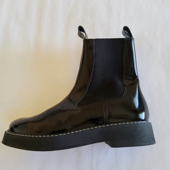 New Pilcro Anthropologie Black Patent Leather Chelsea Ankle Boot - Picture 4 of 14